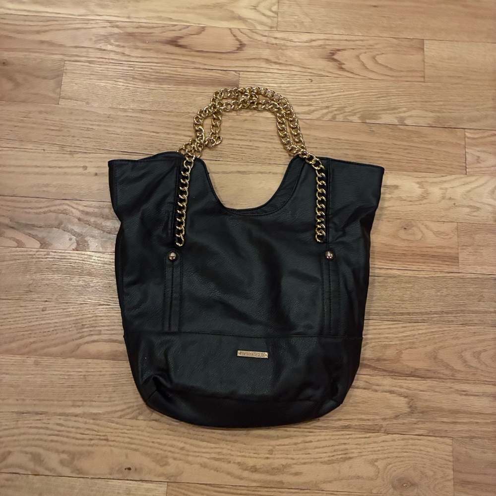 Elegant Black Tote Bag with Gold Chain